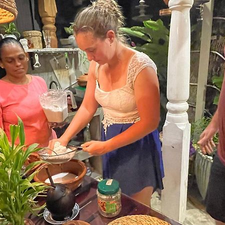 Villa Aroshina With Cooking Class Galle Exterior foto