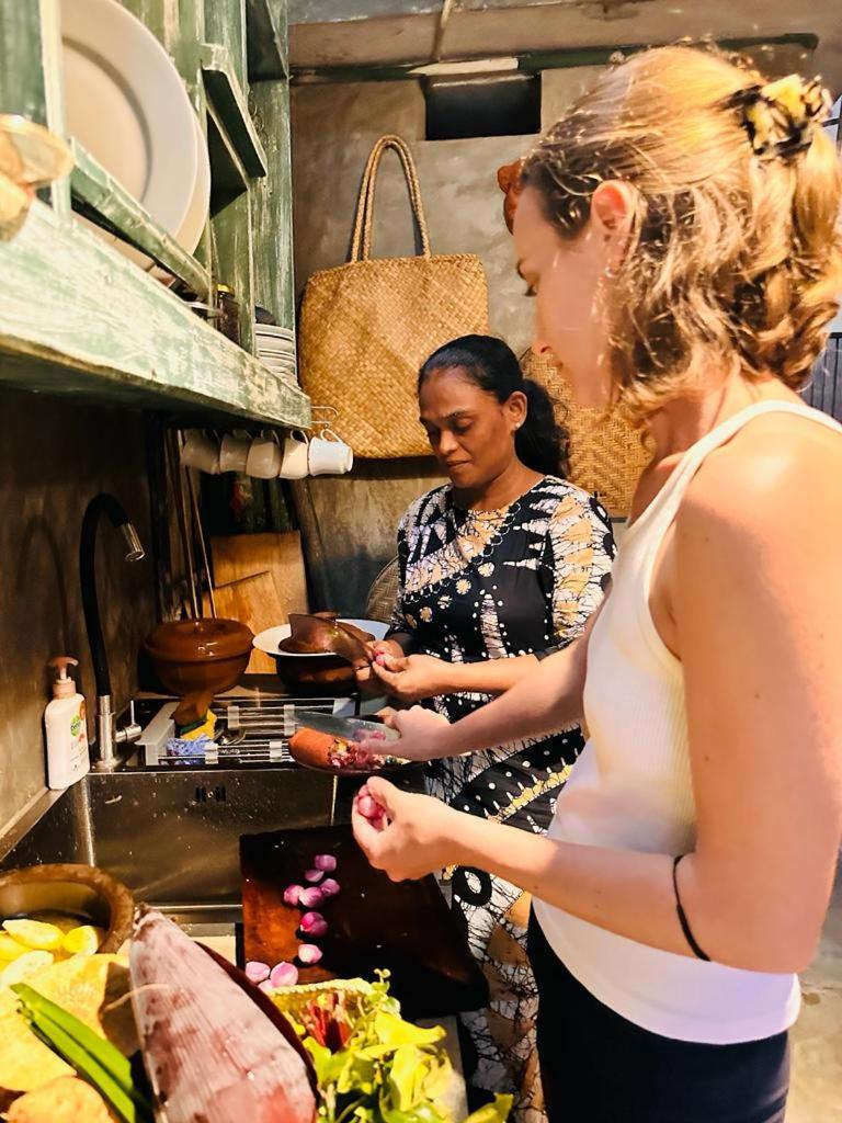 Villa Aroshina With Cooking Class Galle Exterior foto