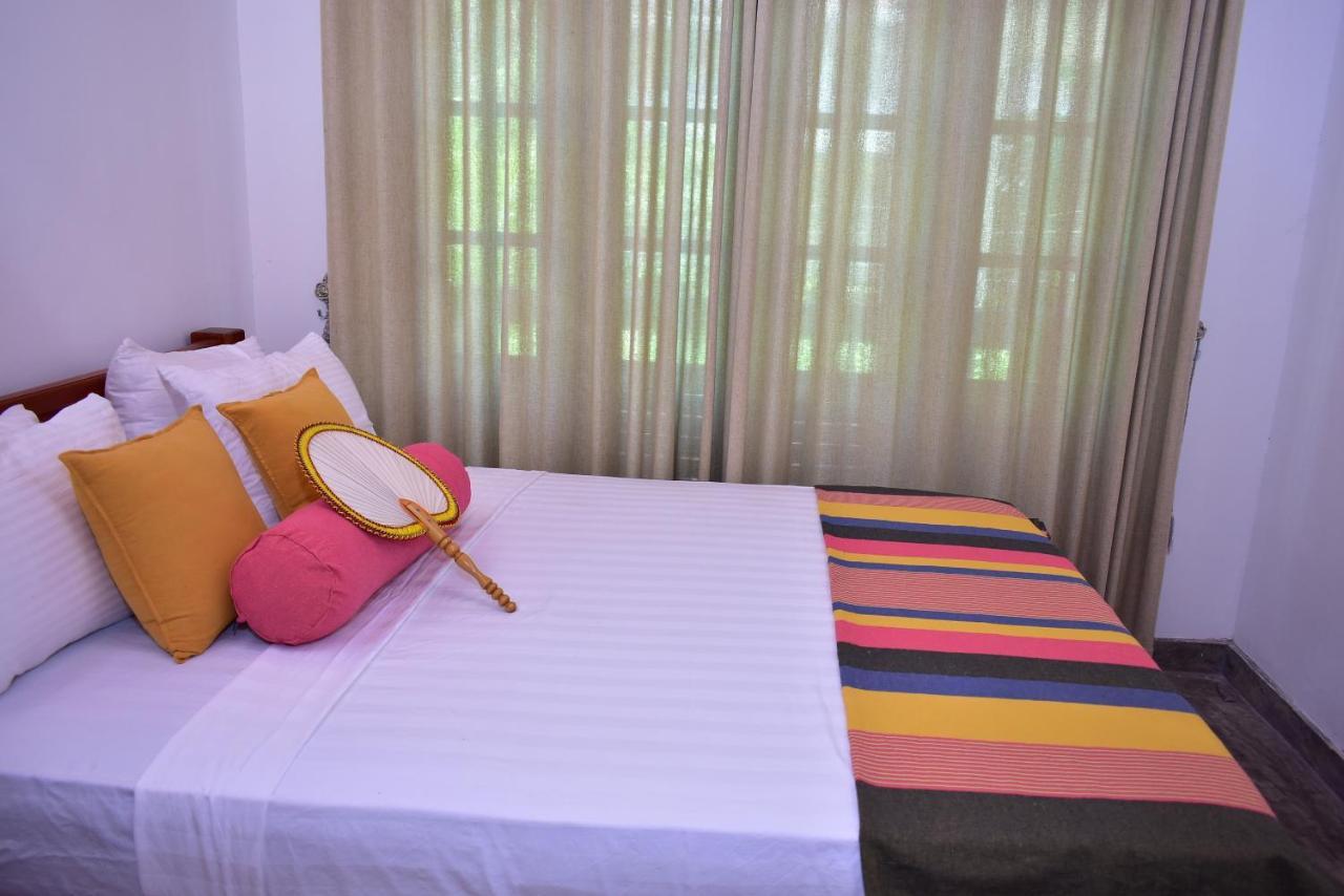 Villa Aroshina With Cooking Class Galle Exterior foto
